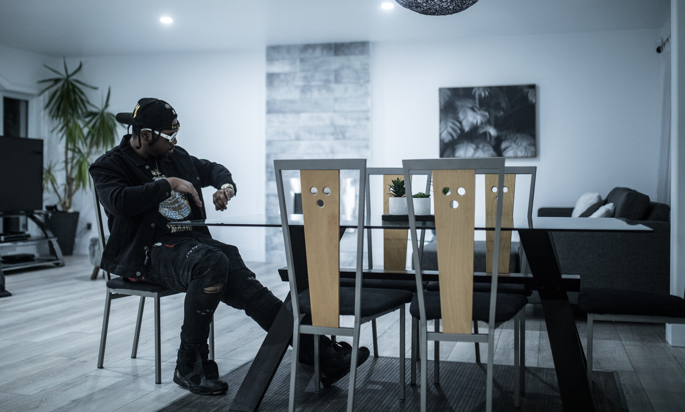 LILYUHX4: Toronto’s Rising Voice of Persistence and Passion