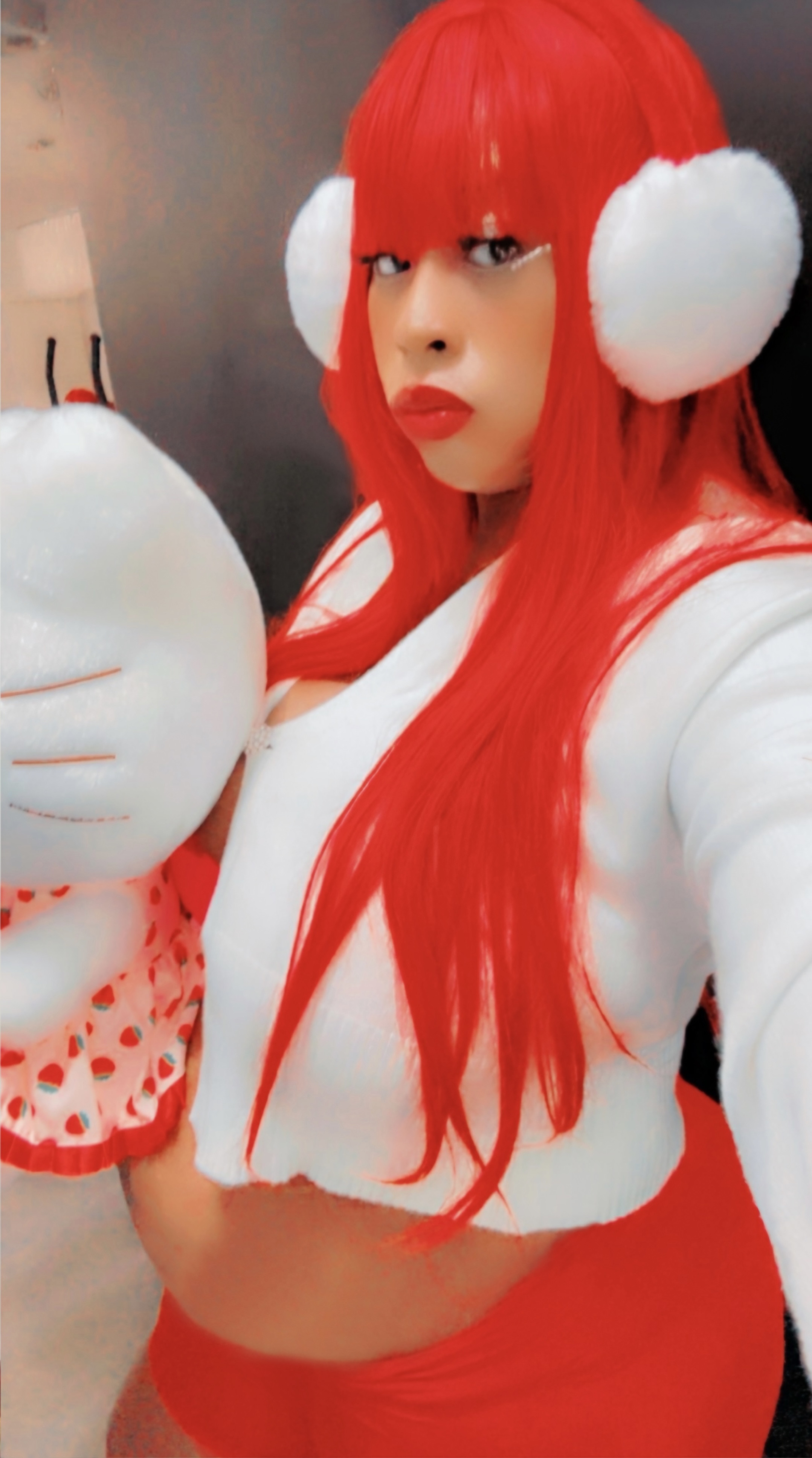 Lotus Bomb announces new pregnancy, marking a significant personal milestone